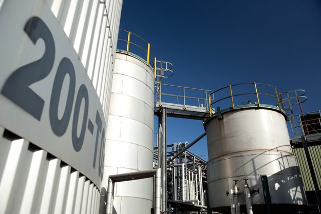 Client: Greenergy. © Cal Carey